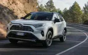 RAV 4