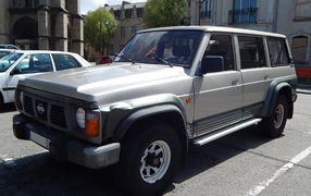 PATROL GR Y60 Lang 7 zitplaatsen