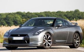 GT-R