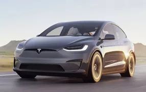 MODEL X 5 zitplaatsen