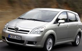 COROLLA VERSO 5 zitplaatsen