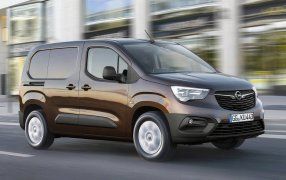 COMBO CARGO 2 stoelen / geïntegreerde passagier zonder Airbag