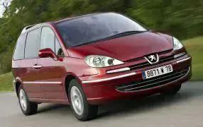 807 - 7 zitplaatsen /individuele stoelen achteraan